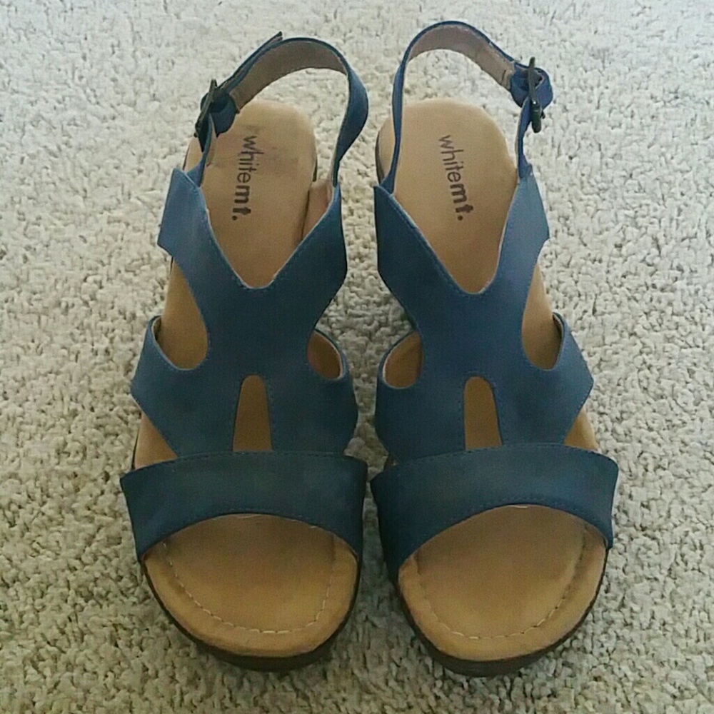 Blue suede sandals